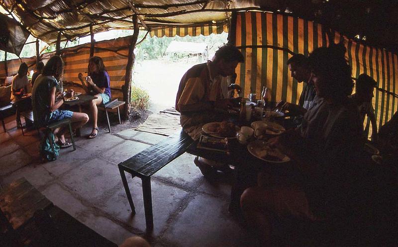 WT 1400 197-34 Kenya.jpg